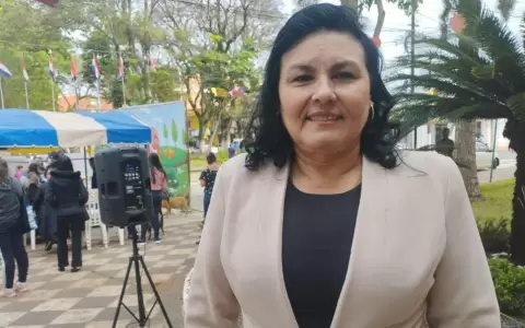 Ins�lito: seg�n diputada, evitar los "amigos con derechos" previene contagios de VIH