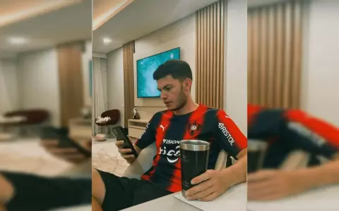 Rodrigo Bogar�n se deja ver con la camiseta de Cerro Porte�o