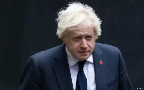 Investigado, Boris Johnson pide perd�n a v�ctimas de Covid