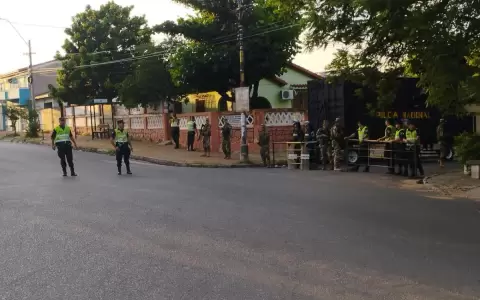 Operativo Veneratio: la incursi�n policial y militar registra heridos en el penal de Tacumb�