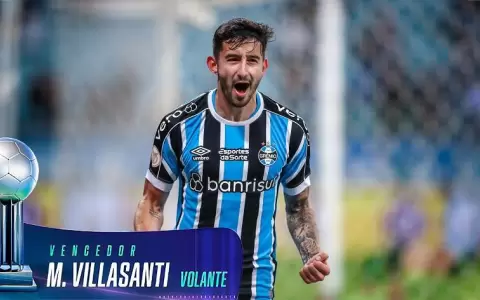 Math�as Villasanti recibe el Bal�n de Plata y agradece a Chiqui Arce
