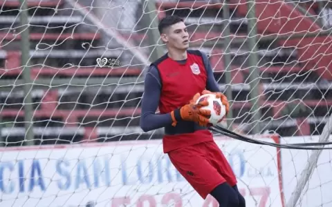 El arquero paraguayo que acord� con San Lorenzo de Almagro