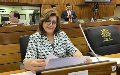 Blanca Ovelar: �Los mercaderes de la educaci�n quieren ganar dinero f�cil�