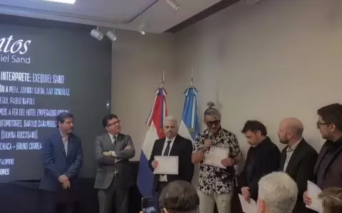 �Era necesario? Embajada de Paraguay en Argentina homenajea al primo de Tinelli, el Tirri