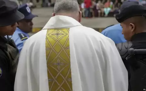 Denuncian detenci�n de segundo obispo en Nicaragua