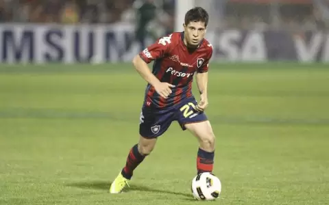 Cerro Porte�o tiene encaminado el regreso de Juan Manuel Iturbe