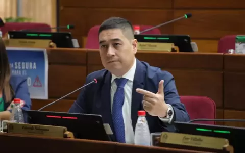 Nakayama dice que ya no es afiliado liberal pero igual pagar� su deuda