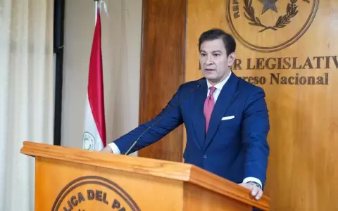 Pe�a tuvo "valent�a y coraje" para tomar control en Tacumb�, seg�n Ovelar