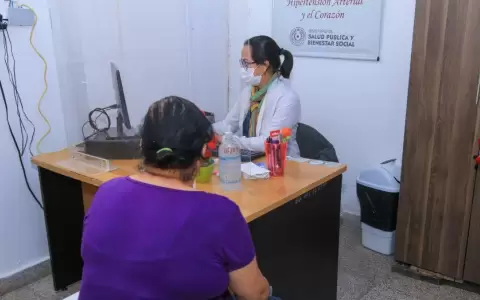 Casos simult�neos de Covid-19 y dengue alerta a las autoridades sanitarias