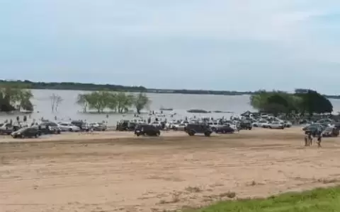 Pilar recibe al verano 2024 con su primera playa municipal