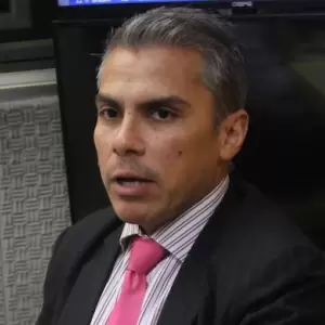 "Econom�a de guerra y austeridad": justifican salida de Carlos Fern�ndez Valdovinos