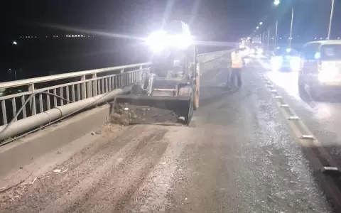 MOPC realiza reparaci�n de la v�a sobre el Puente Remanso y otros puntos de Central