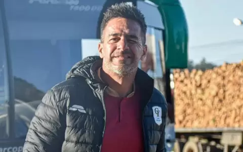 Oficial: el torneo Apertura 2024 homenajear� a Iv�n Almeida