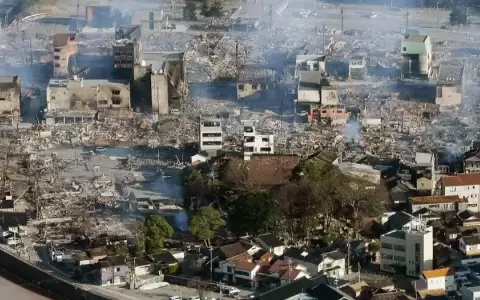 La serie de terremotos en Jap�n deja al menos 48 muertos