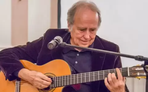 Joan Manuel Serrat cumpli� otros 20 a�os