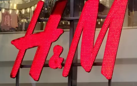 H&amp;M retira anuncio en Australia por sexualizar ni�as