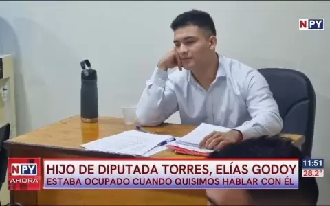 Apareci� "trabajando" el hijo de la diputada Roya Torres, pero en Alto Paran�