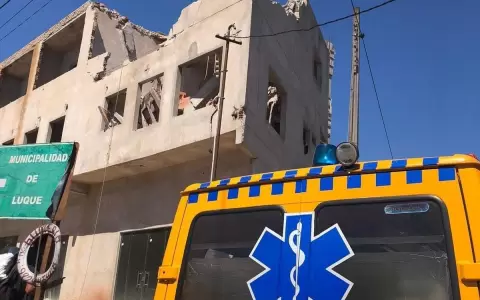 Reportan derrumbe de un edificio en la zona Luque - Sanber donde habr�a personas atrapadas