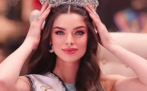 Nadia Ferreira fue incluida entre los 100 rostros m�s bellos del mundo