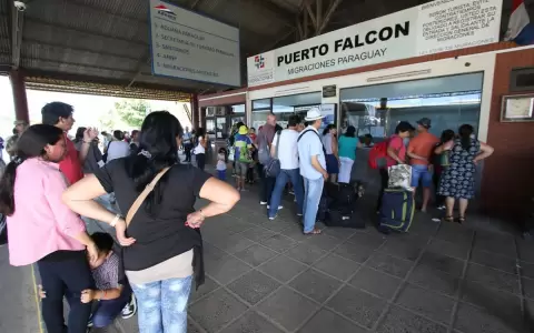 Agilizaci�n de tr�mites migratorios para impulsar el turismo en temporada alta