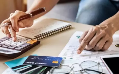Aumento significativo en los intereses de la deuda p�blica representa un reto nacional