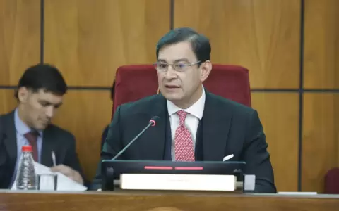 Presidente del Senado dice que su voto se mantiene contra Kattya Gonz�lez
