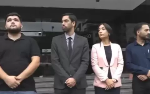 J�venes denuncian ante la FGE a la senadora Kattya Gonz�lez y a su asesora por planillerismo