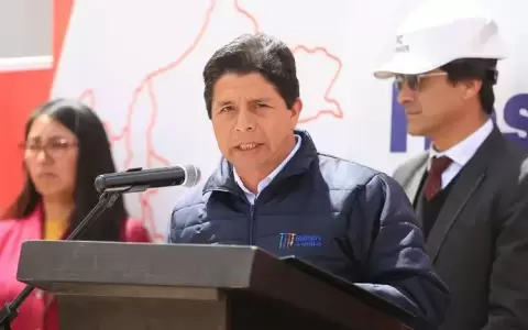Pedro Castillo fue trasladado de emergencia a hospital tras sufrir una descompensaci�n