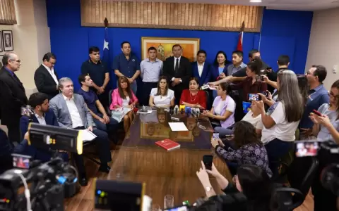 Esperan que Frente Democr�tico realmente se consolide y no termine "vendi�ndose"