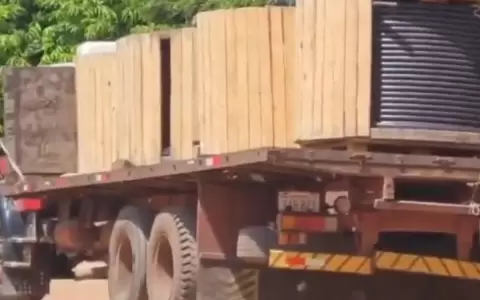 Detienen a j�venes por adquirir gran cantidad de cables subterr�neos robados