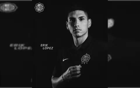 Olimpia oficializa el regreso de Erik L�pez