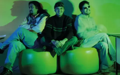 Lim�n Sutil regresa con "Fantasma", adelanto de su tercer �lbum