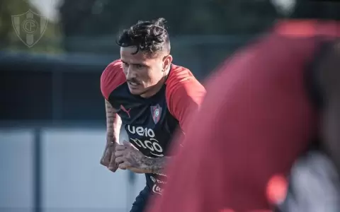 �Edu vino con sobrepeso?