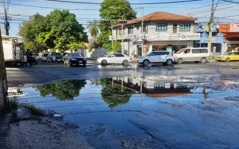 Ante lluvia de reclamos, Essap anuncia la reparaci�n de 150 ca�os rotos por d�a