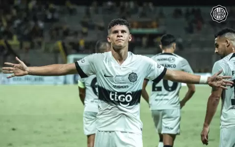 Un contundente Olimpia se impone en el Cl�sico M�s A�ejo