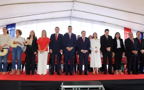 Autoridades rinden homenaje a la mujer paraguaya