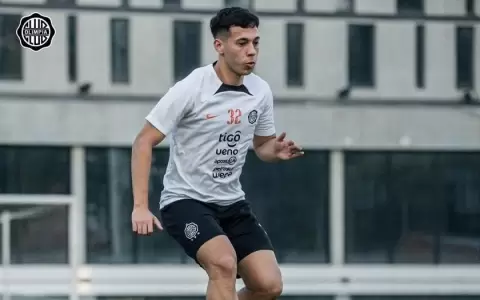 Olimpia: Carlos Arr�a, a disposici�n de Mart�n Palermo