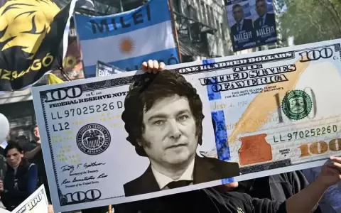 Argentina y el FMI seguir�n trabajando "por la estabilidad"