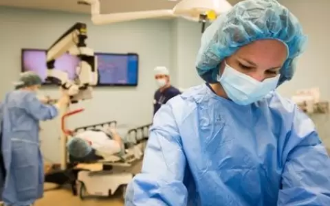 Paraguayos autoexiliados por falta de salud p�blica