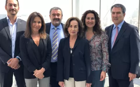 Grupo Luksic consolida su presencia con la adquisici�n total de Bebidas del Paraguay y Enex