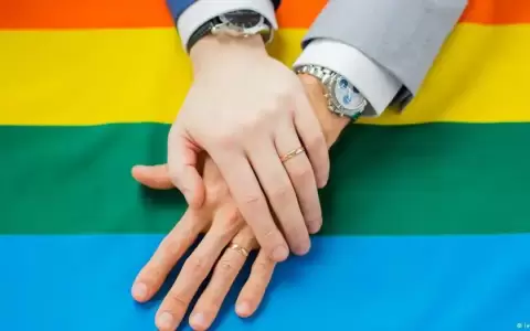 Grecia legaliza el matrimonio homosexual