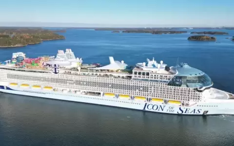El crucero m�s grande del mundo rescata a 14 personas que llevaban ocho d�as perdidas en el mar