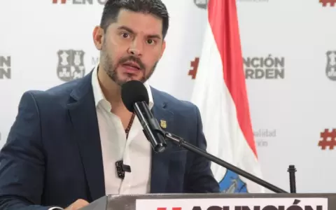 Juez rechaza pedido de suspensi�n de demanda de la senadora Amarilla contra intendente