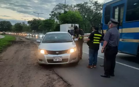 Conductores fueron sancionados en la zona de �u Guas� tras denuncias de adelantamiento indebido