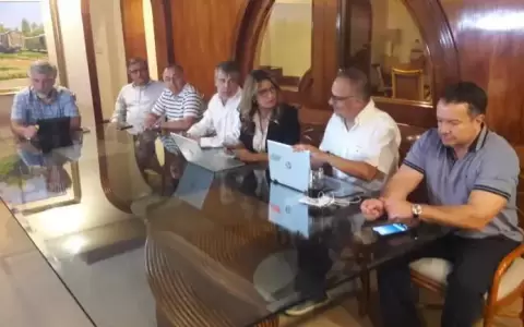 Abogados de caso Abdo exigen a la Fiscal�a investigar presuntos chats