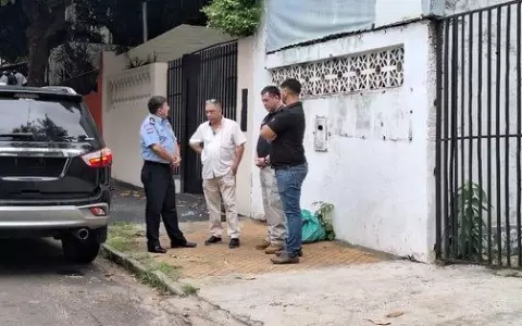 Vecinos acusan de adicta a la madre del ni�o asfixiado y descartan su versi�n