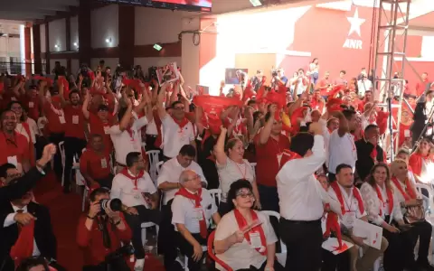Resultados de la Convenci�n del Partido Colorado, sin mucha deliberaci�n y debate