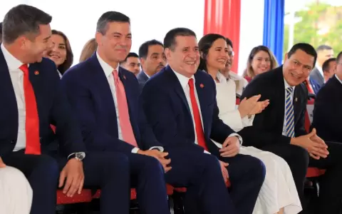 Siguen las repercusiones: Pe�a se desmarc� de Cartes en entrevista con medio internacional
