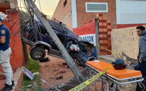 Aparatoso accidente dej� un fallecido en Limpio