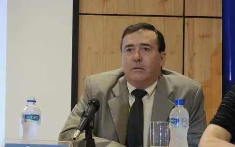 Analista pol�tico cataloga a fuga en la oposici�n como �oportunismo�